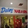 Daisy Nails & Spa logo